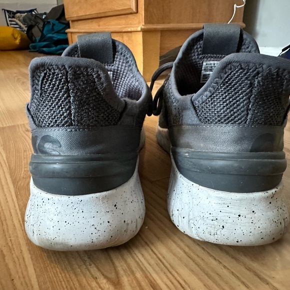 Adidas men’s sneakers - Picture 3 of 3